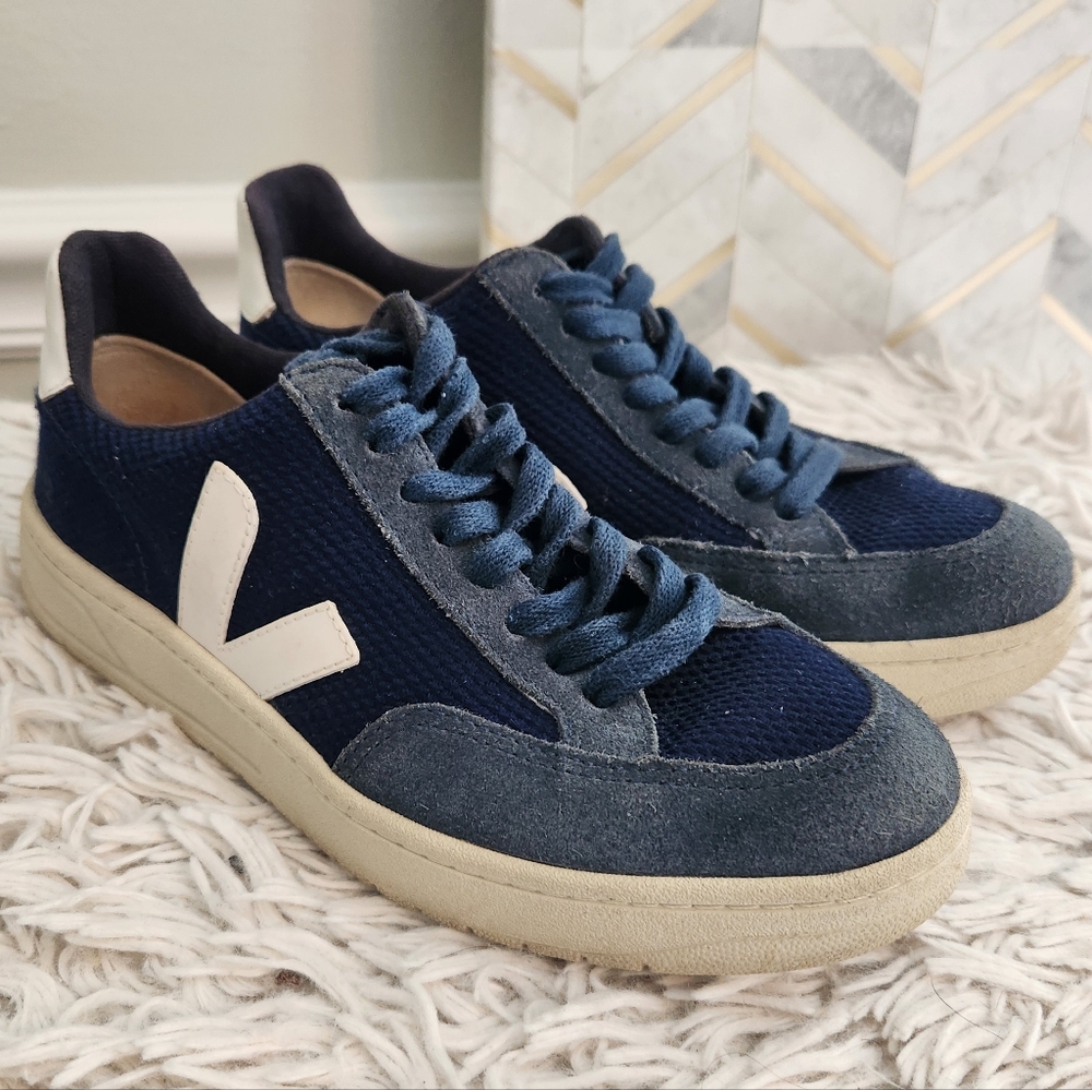 Veja V-12 B-Mesh Nautico White Low Top Sneakers Size 5‎